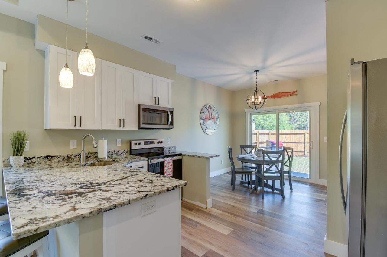 Lovely Vacation Home About 1 Mi To Ocean Isle Beach! Екстериор снимка